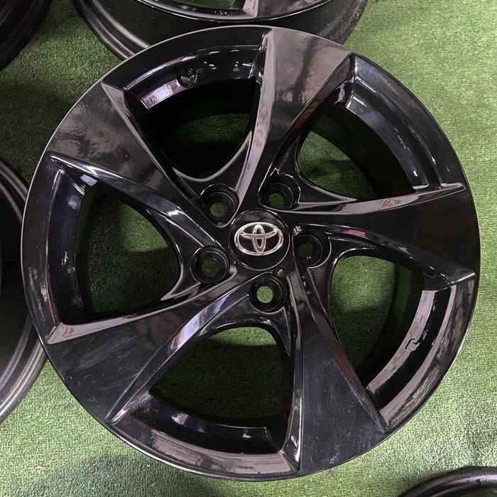 Оригінальні диски 5/114.3 r17 Toyota.
