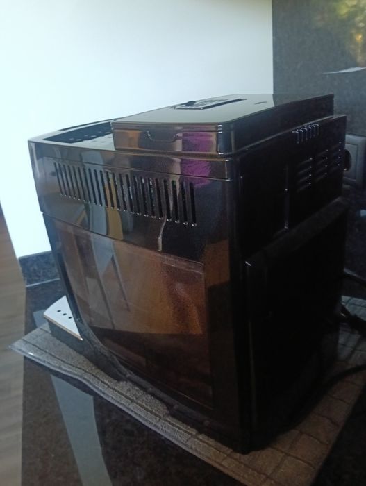 Máquina de café delonghi