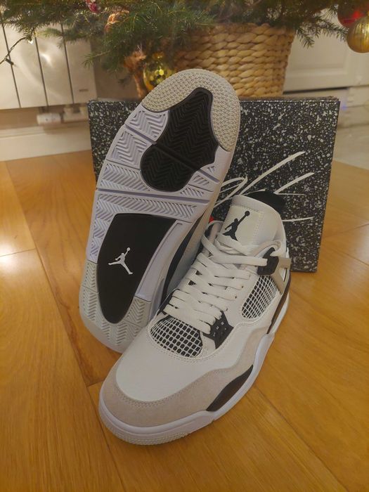 Jordan 4 Military Black