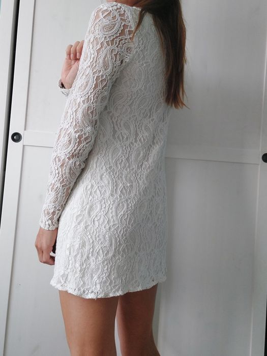 Koronkowa sukienka mini Glamorous r.XS