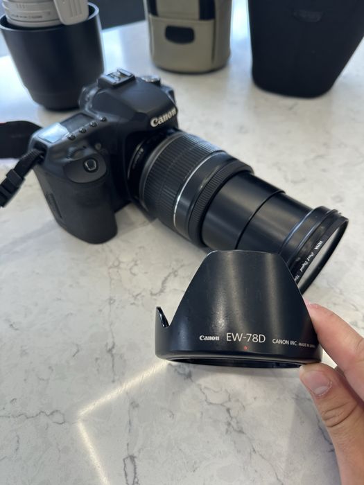 Canon EOS 58D com lentes