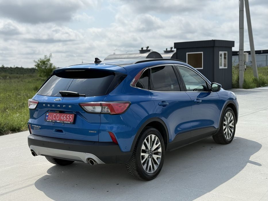 Ford Escape 2020 Titaniun Гібрид 2.5л  4х4