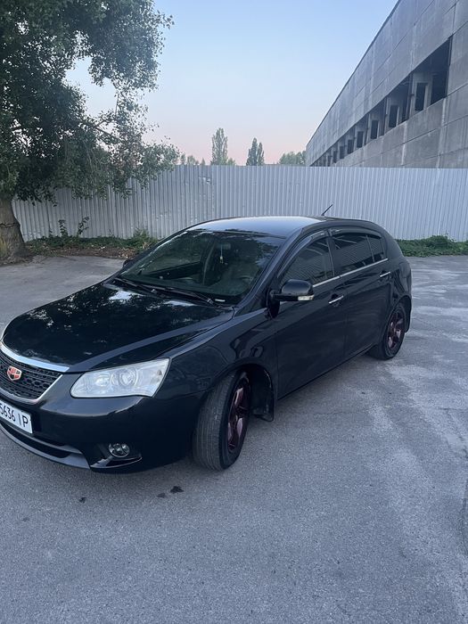 Geely Emegrand 7 (EC7) 2013