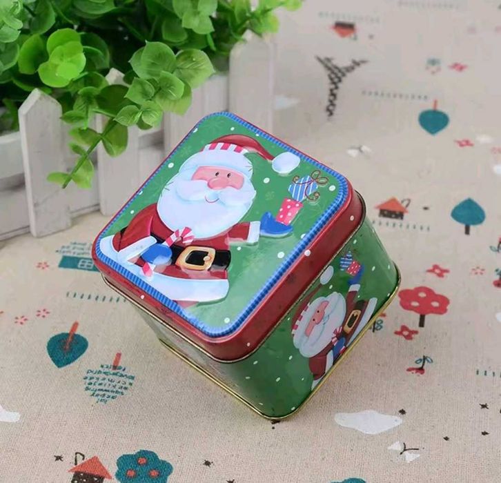 Caixa metálica de Natal