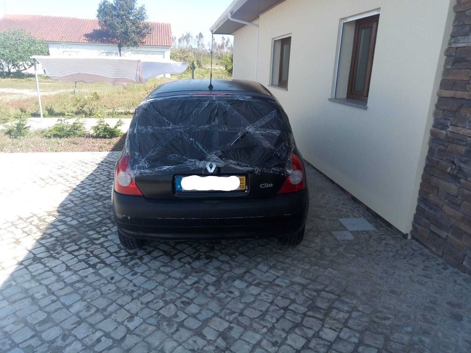 Clio II de 2001 Gasolina — photo 2