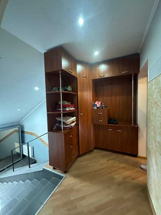 Продам 3к квартиру в центрі калуша з ремнтом.єВідновлення.Держпрограми