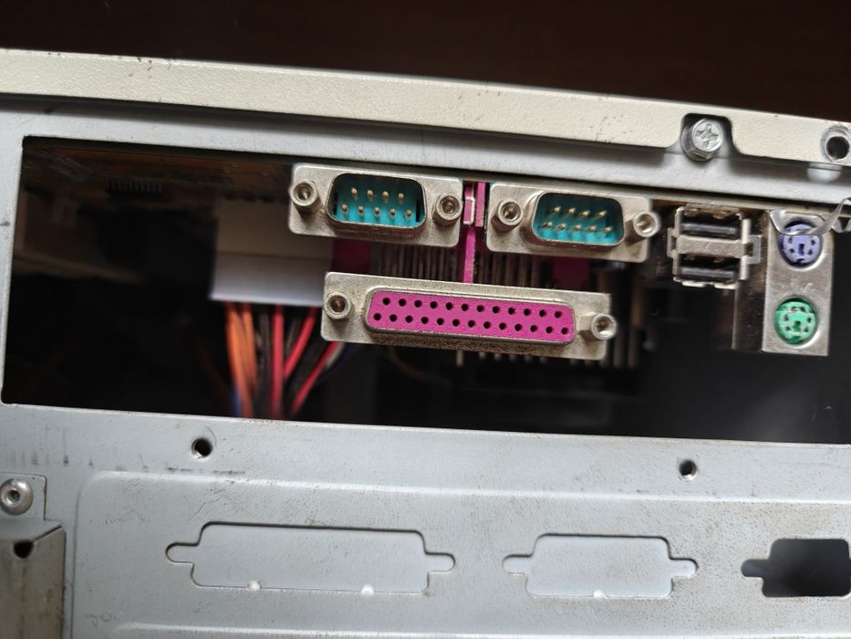 Компьютер ретро игр windows 98 pentium 3 Asus tusl2-c socket 370 Lpt