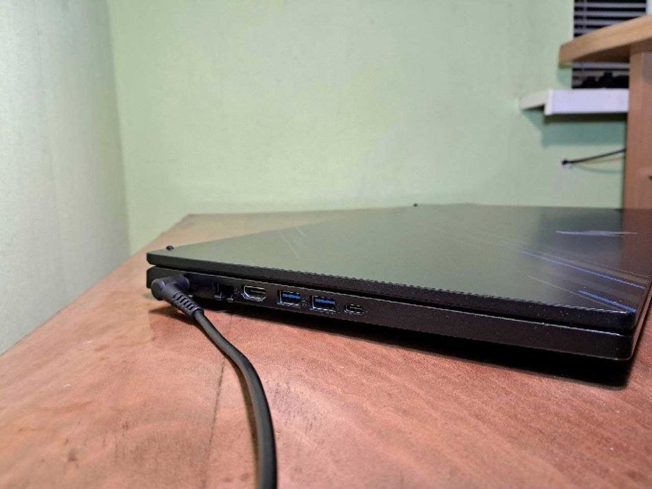 Acer Nitro V15-51/RTX 4050/i5-13420H 16 GB/SSD 512 GB