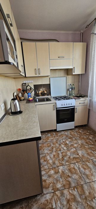 2ком кварти метро  Героев труда Студенческая