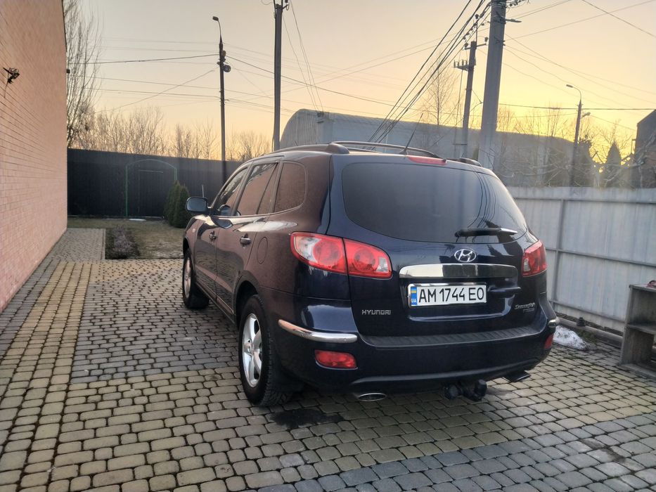 Продам Hyundai SantaFE