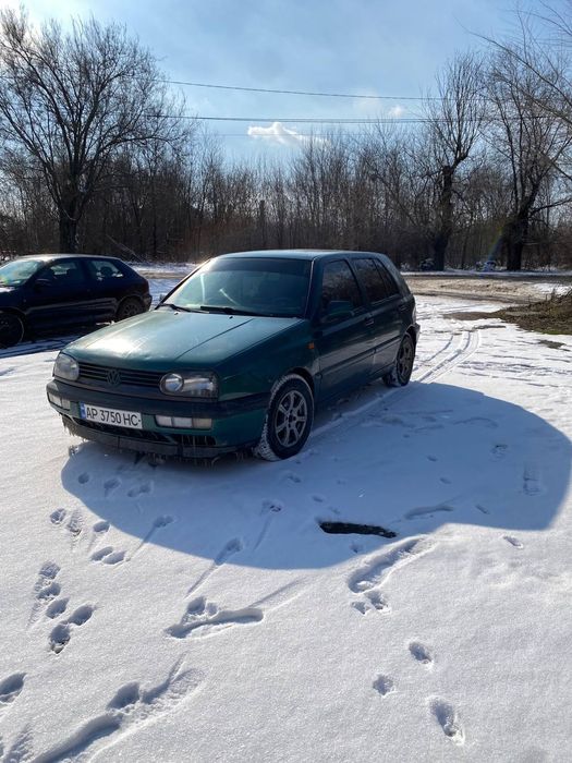 Продам Гольф 1.8 1996.