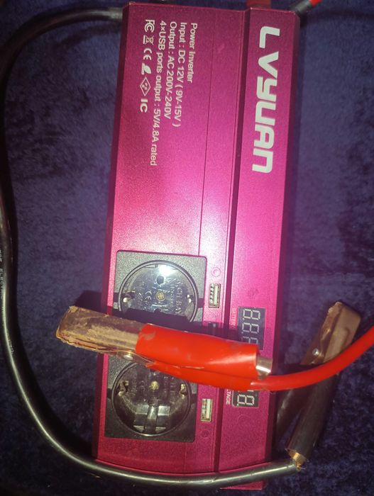 Інвертор перетворювач напруги Power Inverter 2000W 12-220V,