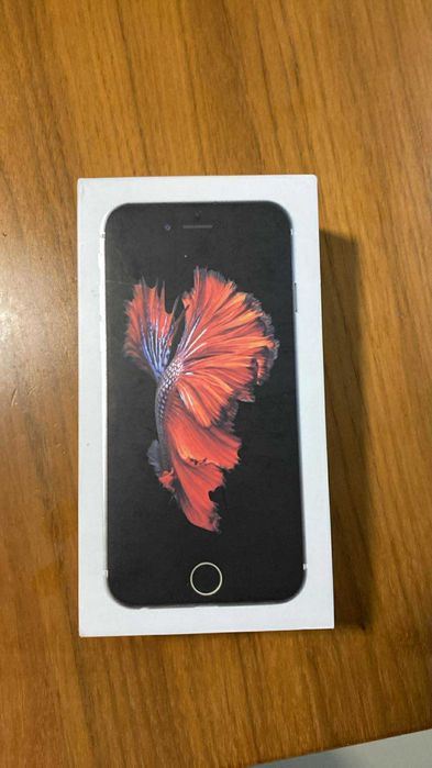 Iphone 6s - bardzo dobry stan.