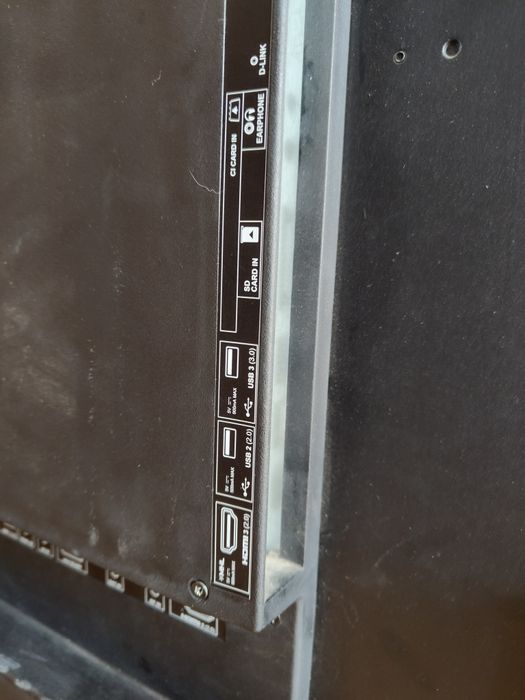 Telewizor Sharp 49 cali