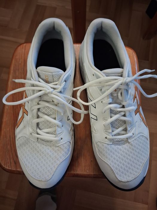 Buty do siatkówki/badmintona Asics 42 5
