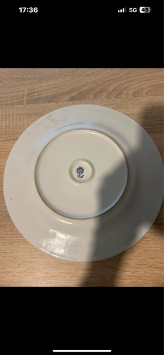 Conjunto Limoges de porcelana pintada a ouro