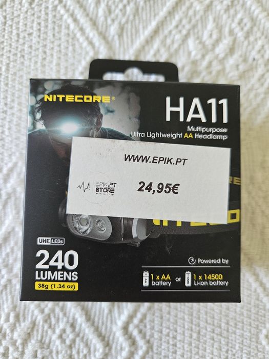 Lanterna de Cabeça Nitecore HA11 – 240 Lumens