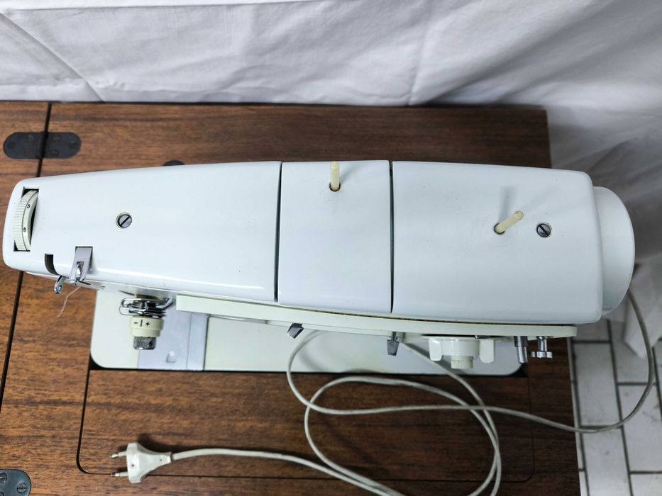 Máquina de costura Singer