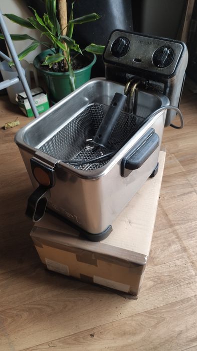 Fritadeira de óleo Tefal