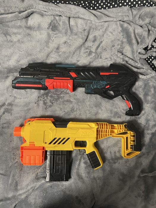 автомат/пістолет Nerf та чорний