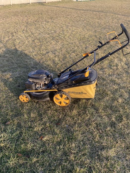 Kosiarka spalinowa riwall
