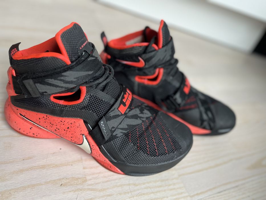 Buty Nike Lebron Soldier 9 IX r. 44 Lebron James Lakers