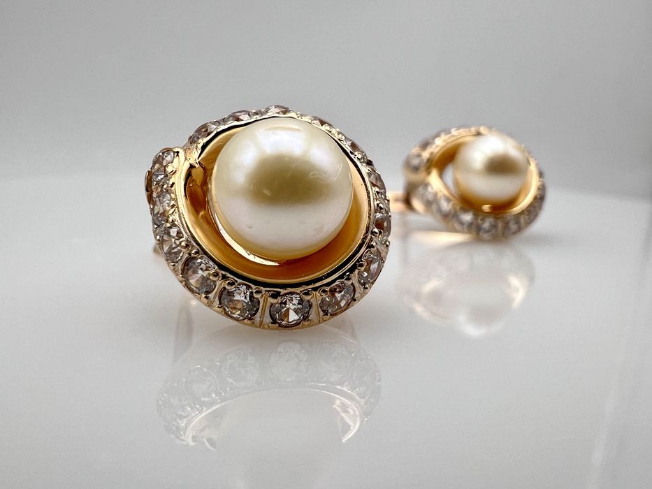 Золотые серьги с жемчугом