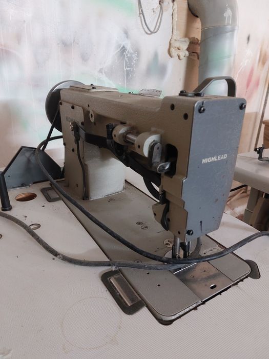 Maszyna do szycia tapicerki Highlead