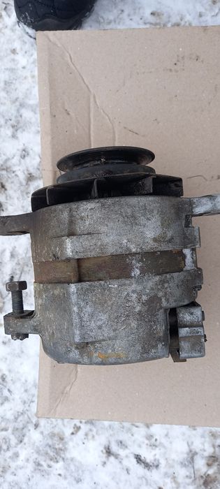 Генератор москвич 2140-412