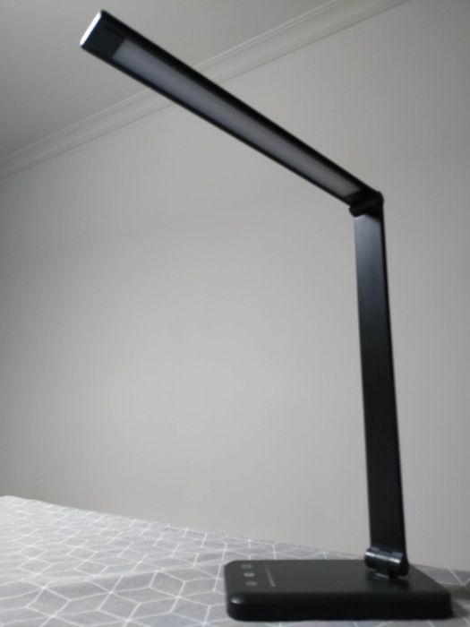 Candeeiro de secretária Led