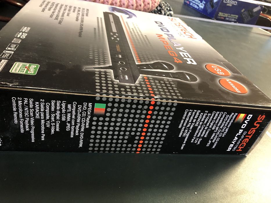 Microfone para karaoke com leitor De cds com caixa original