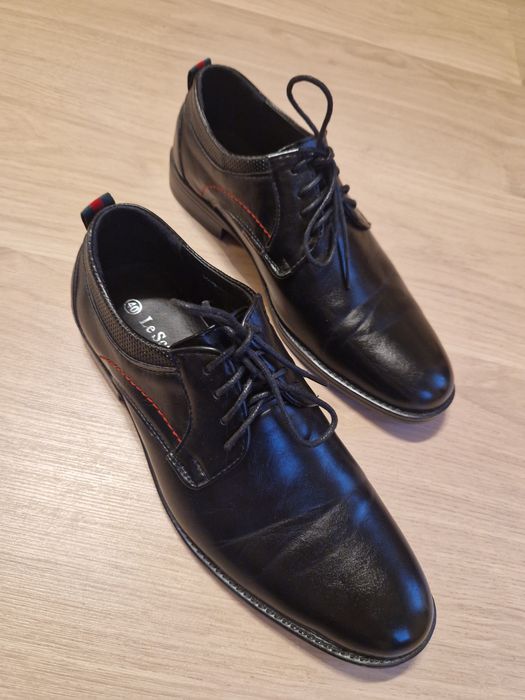 Buty eleganckie chłopięce męskie rozmiarze 40 czarne
