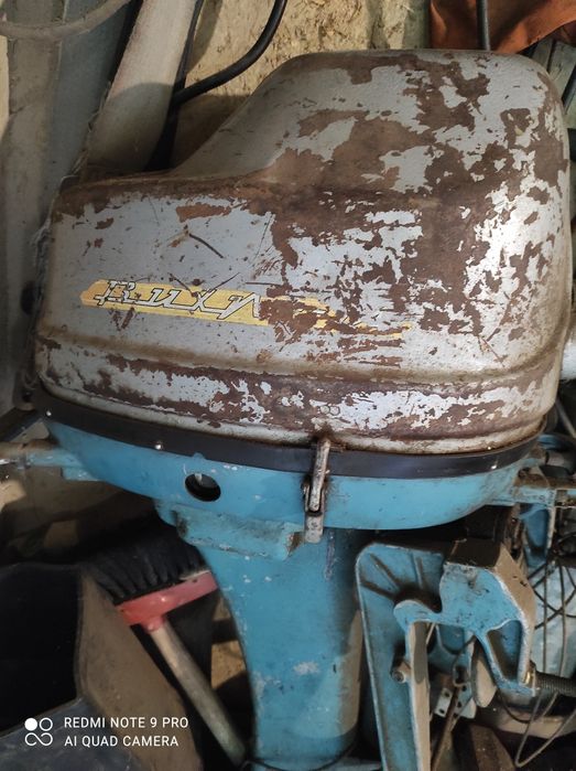 Лодка Казанка и лодочный мотор Вихрь с документами