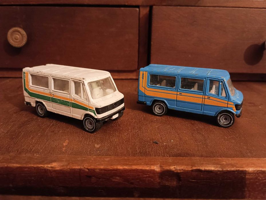 2 Miniaturas Poliguri 1.64