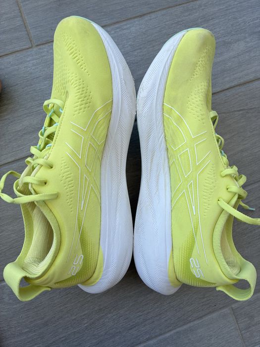 Sapatilhas ASICS Gel-Nimbus 25 Amarelo Neon - <75km