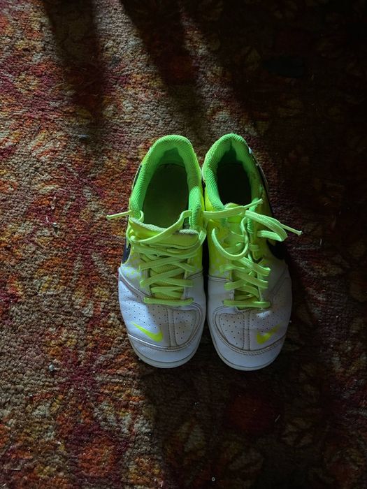 Nike. Rozmiar 35