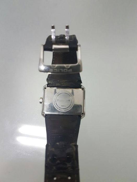 Relógio da marca Police