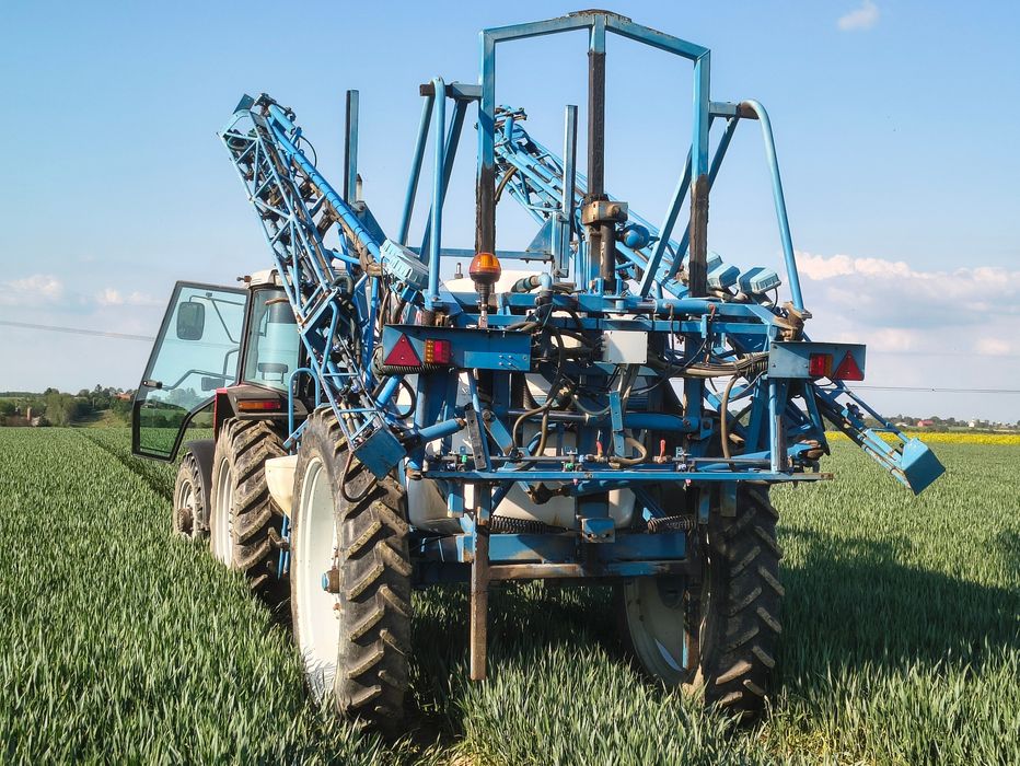 Opryskiwacz Hardi Evrard TM2500 KOMPUTER