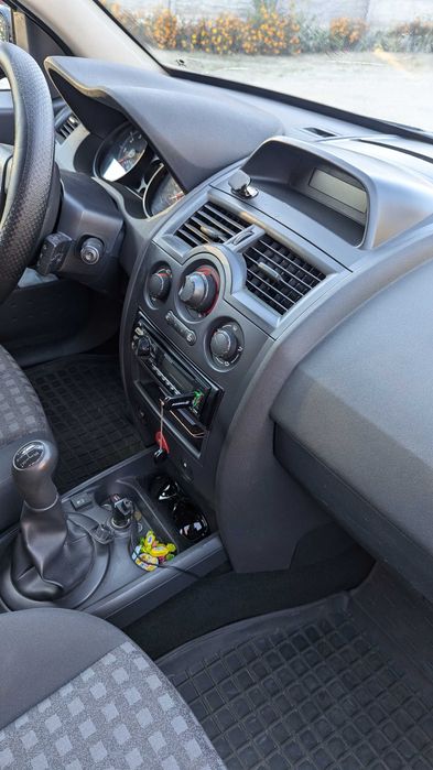 Продам renault megane 2