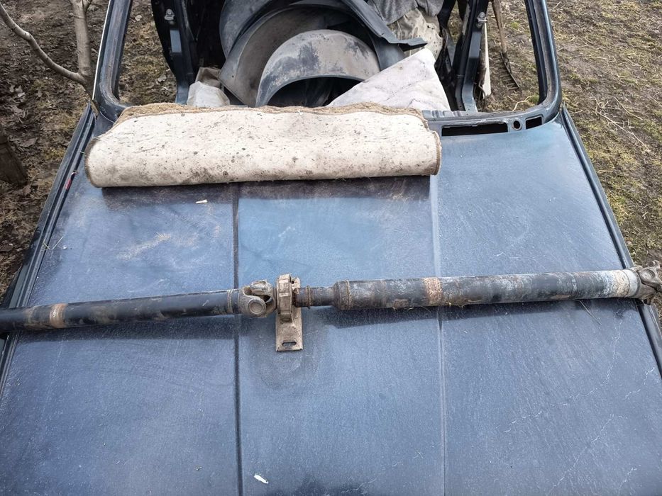 Кардан бмв є30 під 6 циліндрів