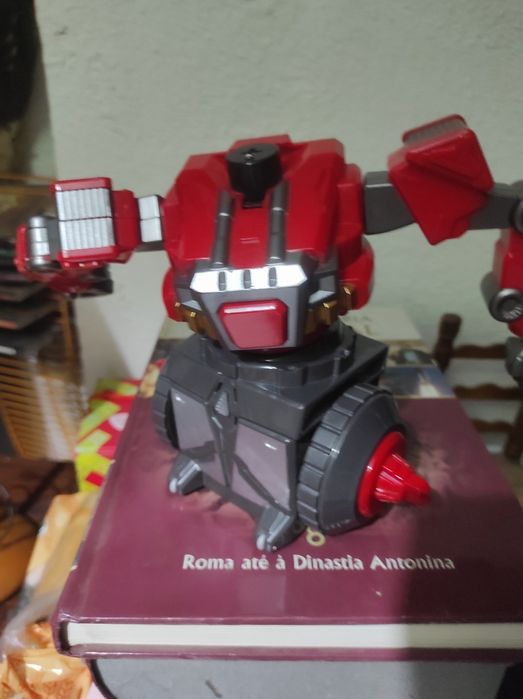 2 robot LEGO e 1 tartaruga ninja