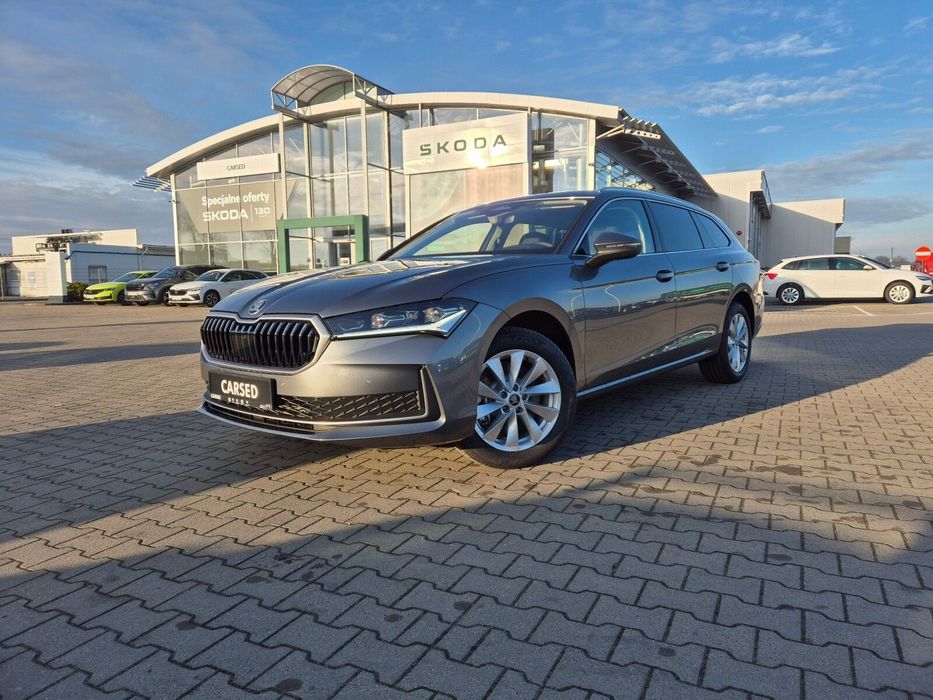 Skoda Superb Edition 130 2.0 TDI DSG 4x4 Auto z placu