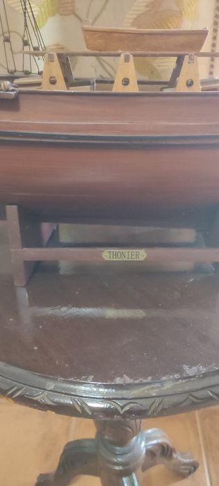 THONIER - Barco de madeira coleção