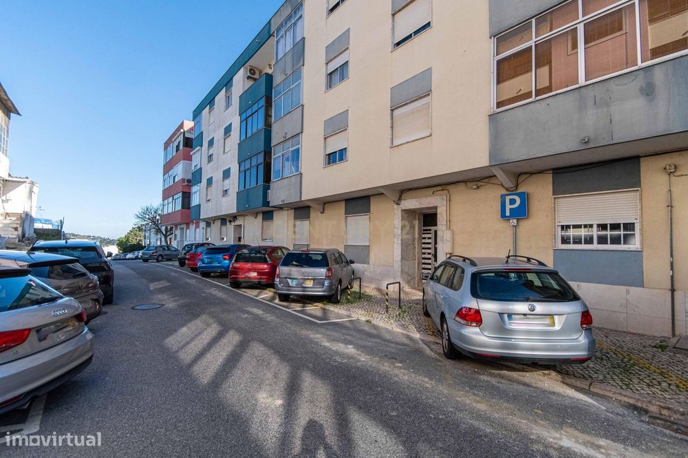 Apartamento T2 em Alverca do Ribatejo - Excelente oportunidade de inve