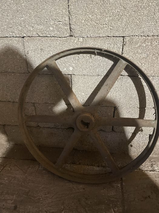 Rodas em ferro de vários diametros