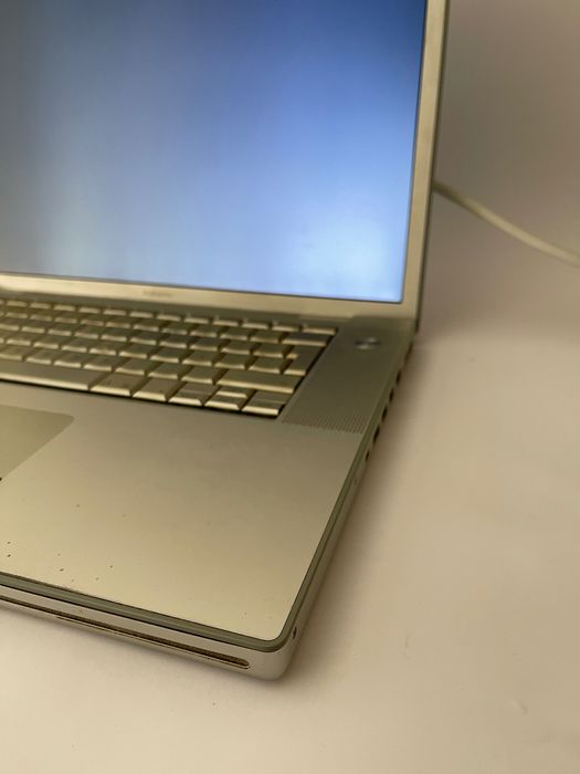 Apple MacBook Pro 15'' 2.2 GHz 200764740412461953120