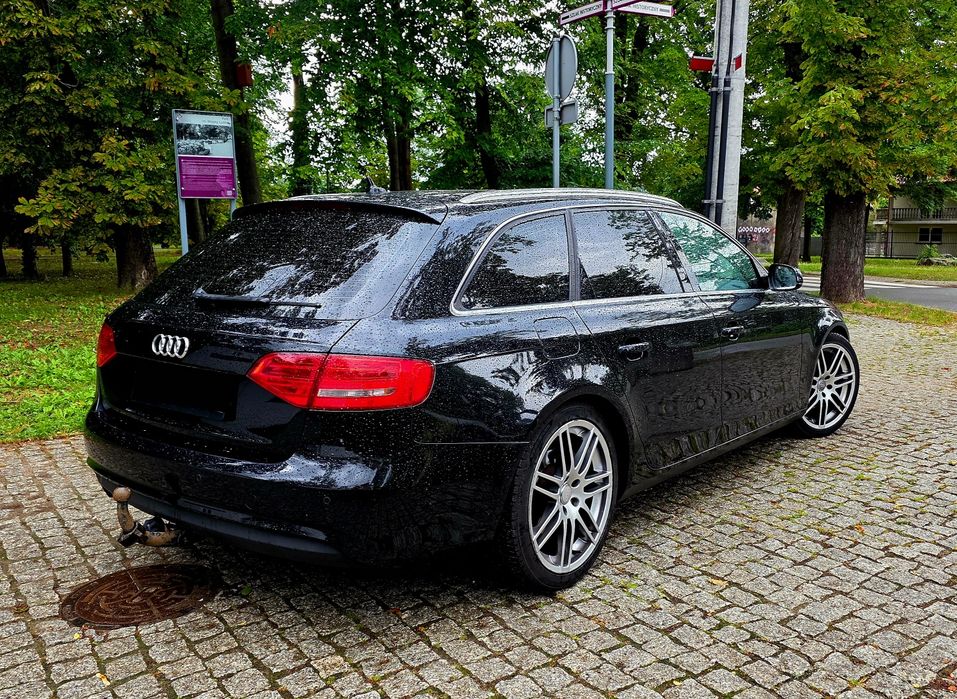 Audi A4 B8 Facelift Avant 2.0 TDI | HAK |