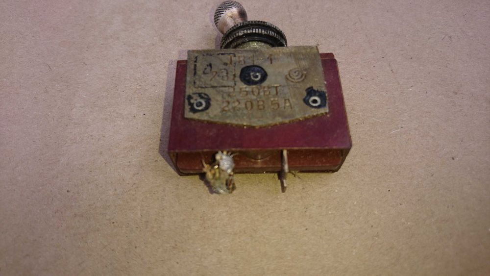 Тумбер переключатель ТВ 1-1 производство СССР