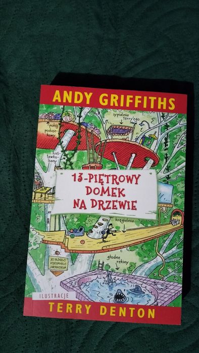 13-piętrowy domek na drzewie A.Griffiths