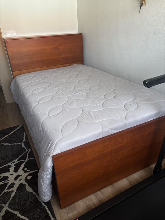 Cama de solteiro como nova